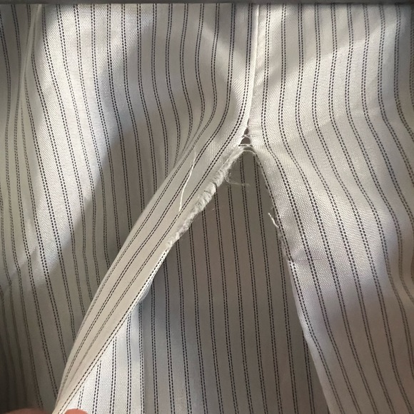 Alice + Oliva Black Striped lightweight coat blazer - Picture 4 of 4